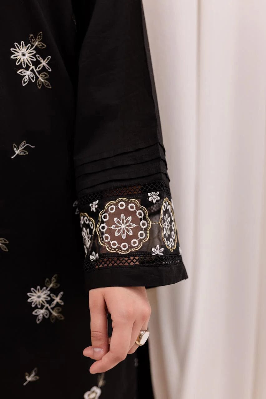 DELIGHT BLACK EMB LONG LENGHT
